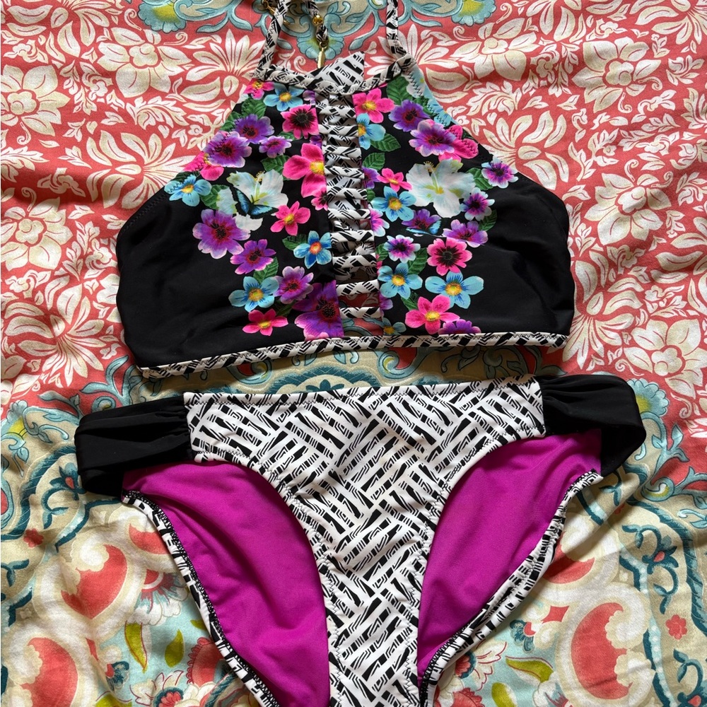 NWOT Jessica Simpson Bikini Set